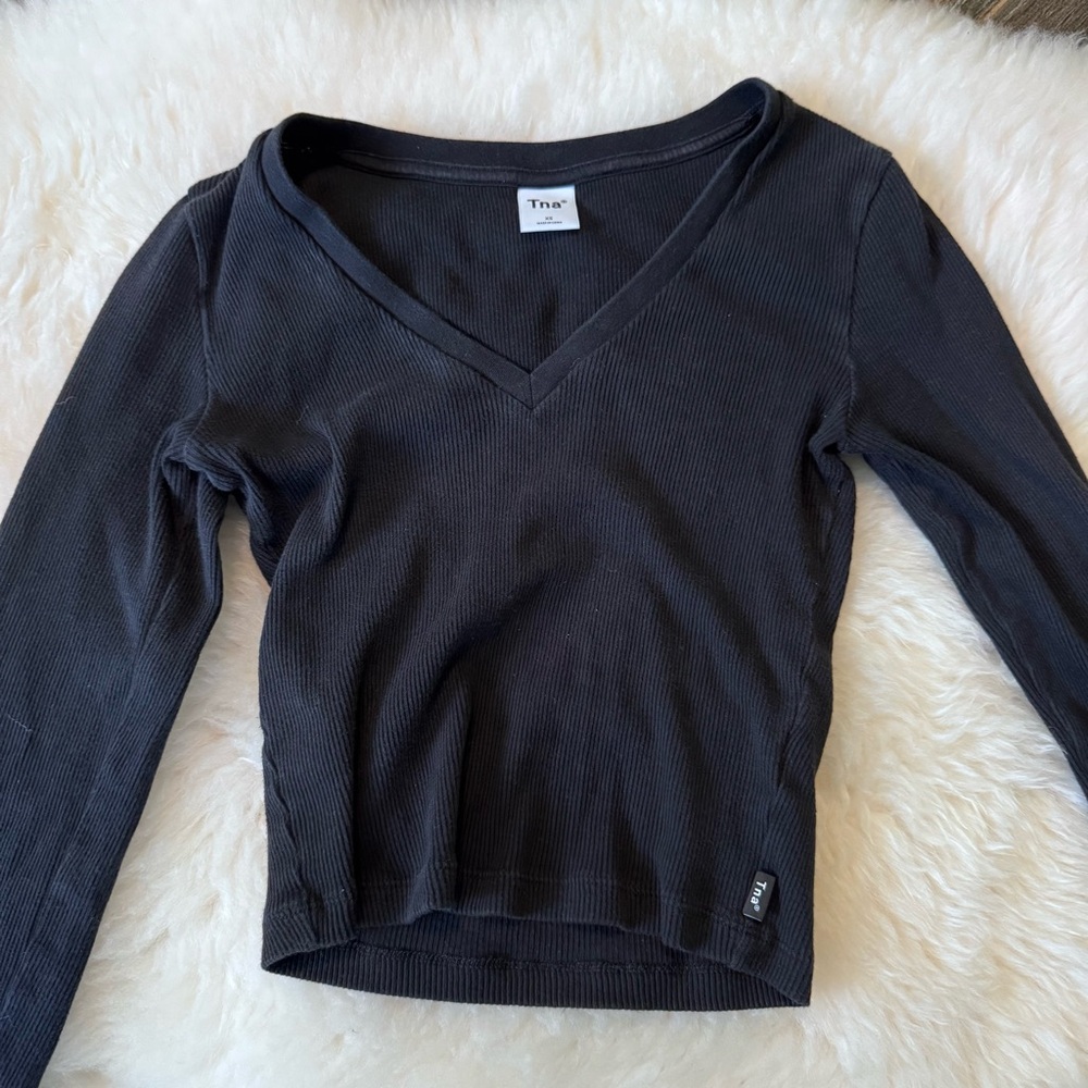 TNA Black Cropped V-Neck Ribbed Top